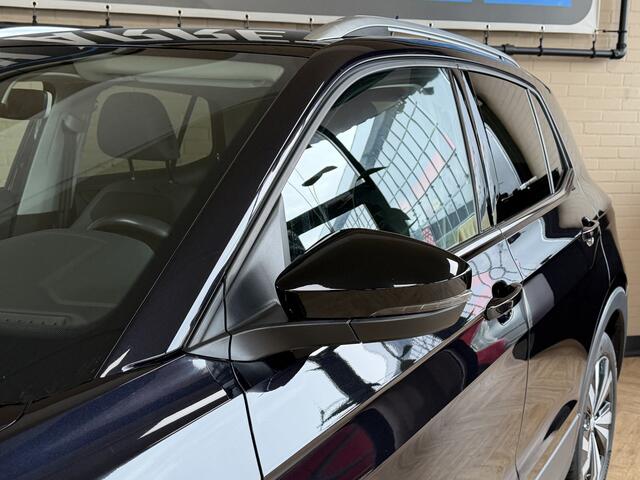 Volkswagen T-Cross 1.0 TSI AUT Style | Navi | Beats | Camera | 17 " | PDC V+A | Dode hoek | 100% Volkswagen dealer onderhouden!