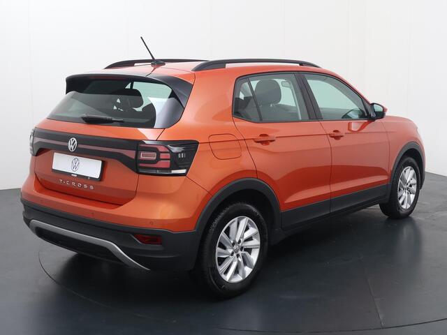 Volkswagen T-Cross 1.0 TSI Life | 95 PK | Parkeersensoren | Climate control | Adaptive cruise control |