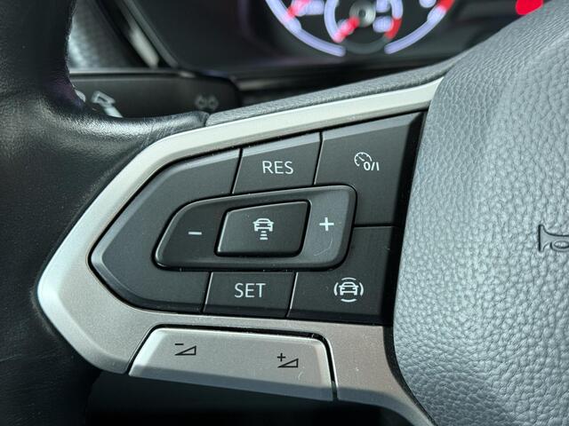 Volkswagen T-Cross 1.0 TSI Life | 95 PK | Parkeersensoren | Climate control | Adaptive cruise control |