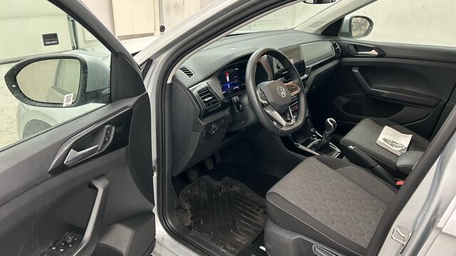 Volkswagen T-Cross 1.0 TSI Life Edition 1 jaar garantie BJ: Feb. 2024