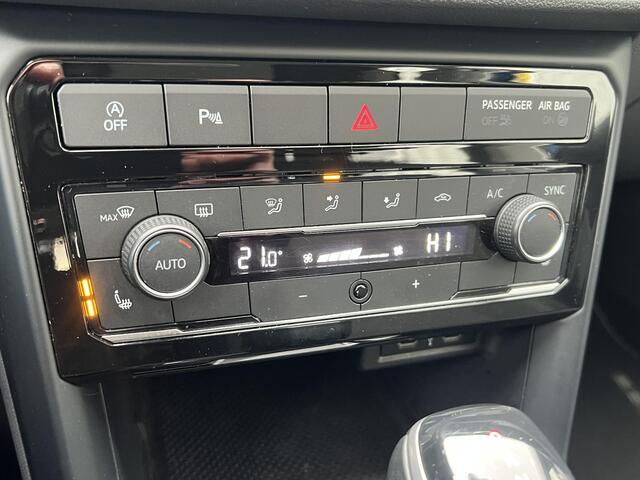 Volkswagen T-Cross 1.0 TSI Style Stoelverwarming carplay trekhaak camera