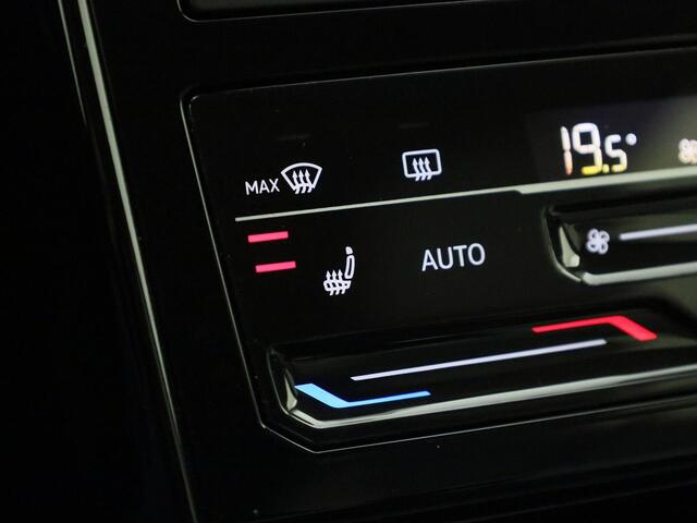 Volkswagen T-Cross 1.0TSI/116PK DSG Style · Navigatie · Apple/Android Car Play · Camera + Parkeersensoren · Stoelverwarming · Garantie t/m 28-11-2026