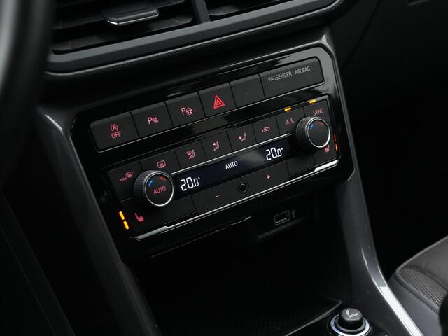 Volkswagen T-Cross 1.0 TSI 115 pk Style | Achteruitrijcamera | Stoelverwarming | Adaptive Cruise | Navigatie