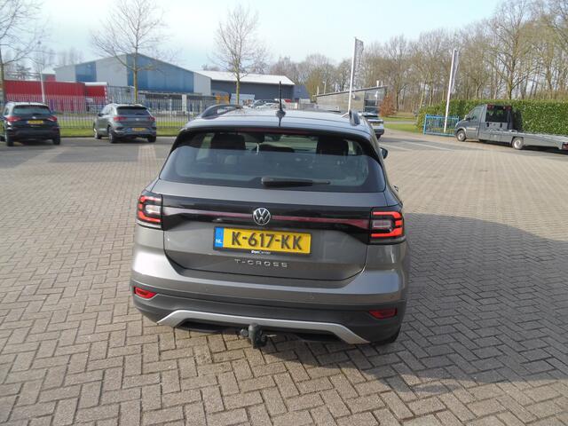 Volkswagen T-Cross 1.0 TSI Life Business