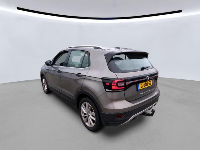 Volkswagen T-Cross 1.0 TSI Style / Led / Virtual cockpit / Navigatie / Afneembare trekhaak / Climate control / Parkeersensoren