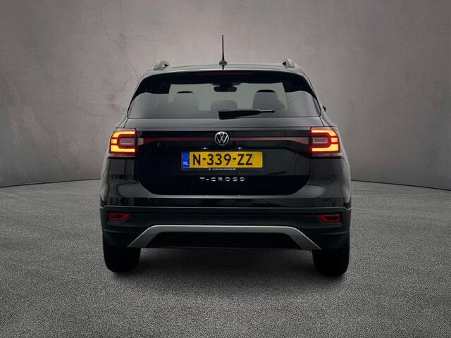 Volkswagen T-Cross Life Business 1.0 TSI 95pk Adaptive cruise control, Stoelverwarming, Parkeersensoren, Navigatie, App connect, DAB, Radio, Airco, Bluetooth