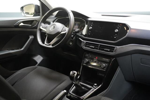 Volkswagen T-Cross 1.0 TSi 115pk United | Navigatie | Trekhaak | All-seasonbanden | Blind-Spot | Adaptive cruise