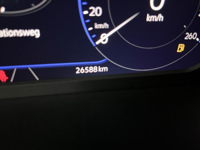 Volkswagen T-Cross 1.0 TSI Style / AUTOMAAT/ TREKHAAK/ FULL-LED/ DIGITAL DASH/ CRUISE/ APP-CONNECT/ NAVI/ PARK. SENSOREN/ CLIMA/ STOELVERWARMING