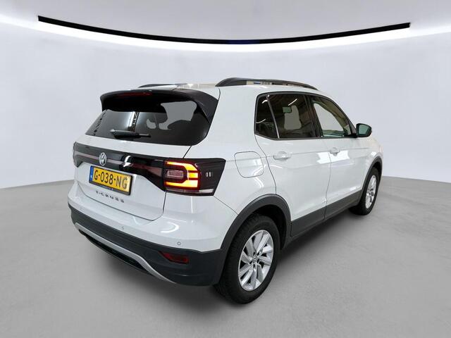 Volkswagen T-Cross 1.0 TSI Life | Navigatie | Parkeersenoren | Privacy Glas | VERWACHT