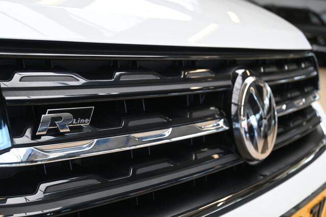 Volkswagen T-Cross 1.0 TSI 115pk Style Business R / R-Line | Camera | Digital Cockpit | 100% (Dealer) onderhouden label