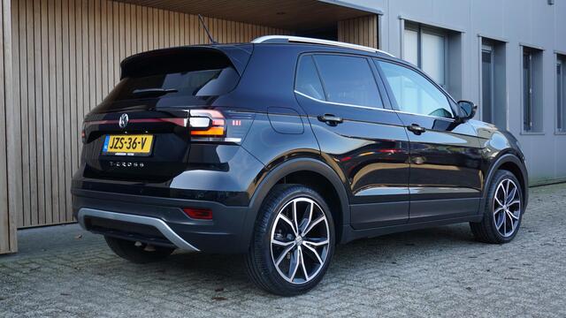 Volkswagen T-Cross 1.0 TSI 116pk Style DSG Virtual Cockpit Keyless 18inch LM DAB Adaptive Cruise 73820km!