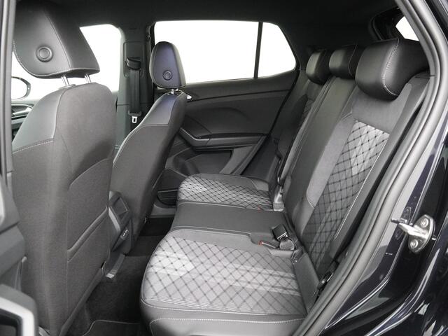 Volkswagen T-Cross 1.5 TSI 150 pk R-Line Edition | Trekhaak | Camera | IQ LED | Adapt. cruise | Stoelverw. | 4 seiz. banden