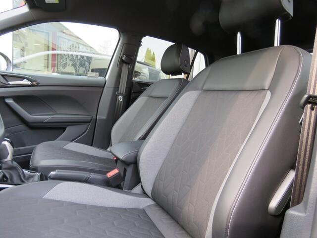 Volkswagen T-Cross 1.0 TSI DSG-aut.GOAL EDITION / Trekhaak / Stoelverw. / Navi / BOVAG garantie