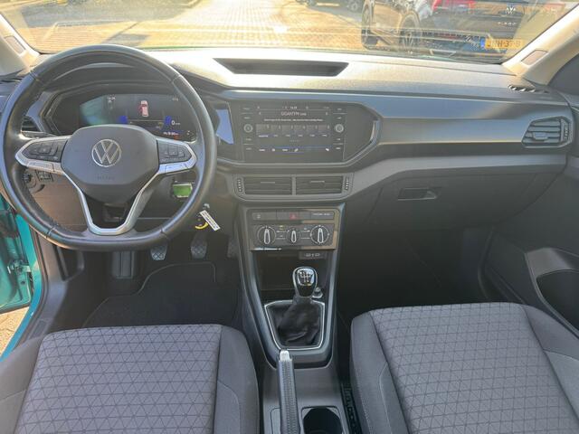 Volkswagen T-Cross 1.0 TSI Life virtual cockpit, airco, cruise, navi
