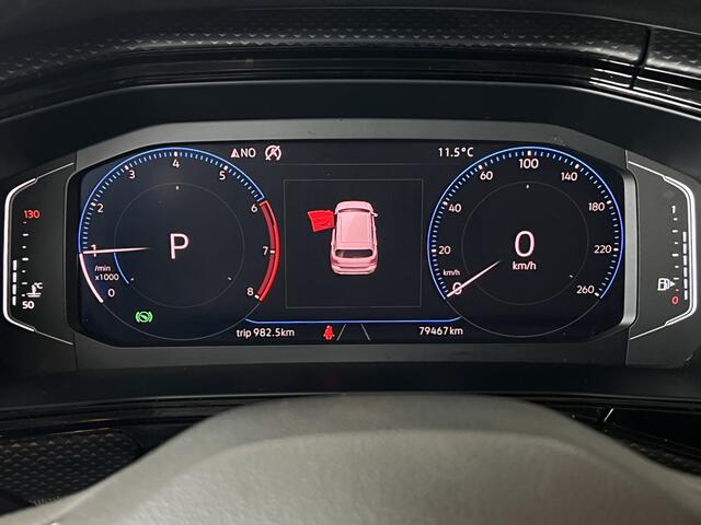 Volkswagen T-Cross 1.0 TSI Styl R-Line | Navi | ACC | Dode hoek| 17' | Carplay | PDC V+A | Stoelverwarming |