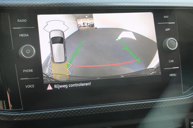 Volkswagen T-Cross 1.0 TSI 110 pk DSG Life Plus | Navigatie | Apple Carplay/Android Auto | Adaptive Cruise Control | Lane Assist | Camera | Parkeersensoren | Stoelverwarming | DAB