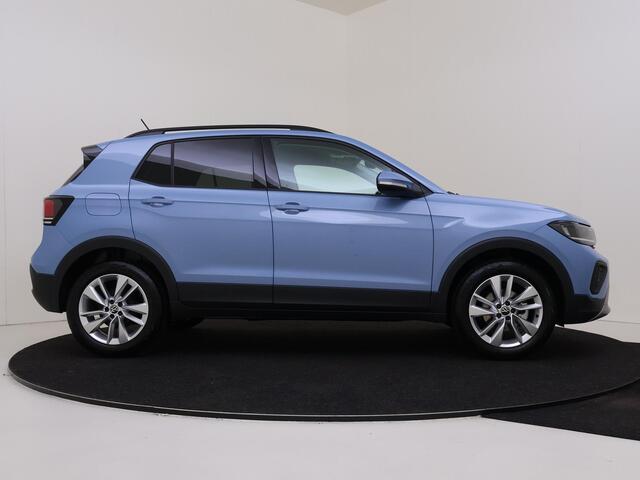 Volkswagen T-Cross Life Edition | 'App-Connect' draadloze smartphone integratie | Achterlichten LED | Afstandscontrolesysteem (Front Assist)