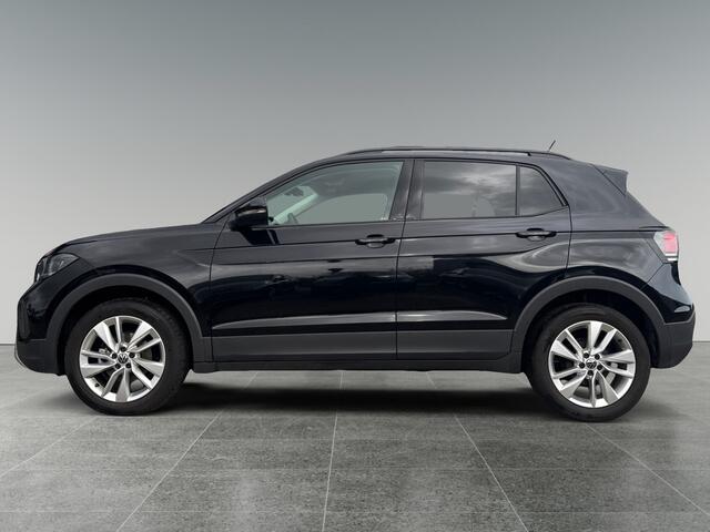 Volkswagen T-Cross 1.0 95pk TSI Life Edition Achteruitrijcamera | Verwarmbare voorstoelen | Parkeersensoren voor en achter