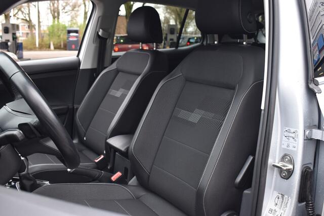 Volkswagen T-Cross 1.0 TSI Style Black Design Automaat | Navigatie | Stoelverwarming | Camera | 12 mnd BOVAG garantie | Whatsapp 06-53188999