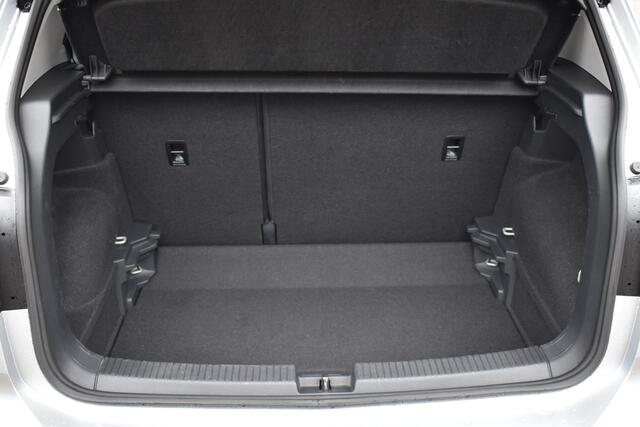 Volkswagen T-Cross 1.0 TSI Style Black Design Automaat | Navigatie | Stoelverwarming | Camera | 12 mnd BOVAG garantie | Whatsapp 06-53188999