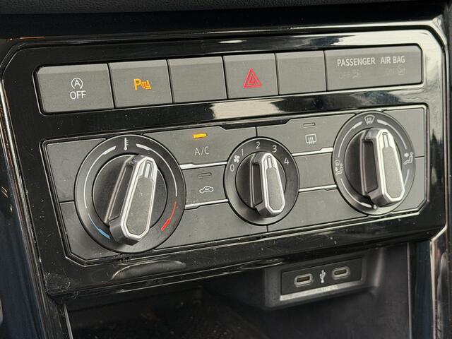 Volkswagen T-Cross 1.0 TSI Life Navigatie/Cruise control/PDC