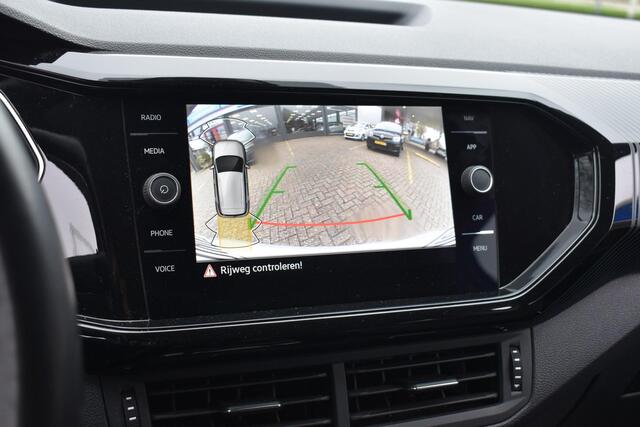 Volkswagen T-Cross 1.0 TSI Style Black Design Automaat | Navigatie | Stoelverwarming | Camera | 12 mnd BOVAG garantie | Whatsapp 06-53188999