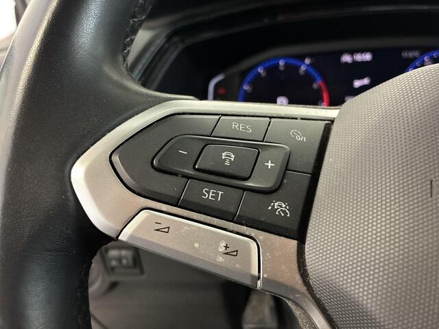 Volkswagen T-Cross 1.0 TSI 110pk DSG Life · Camera · Navigatie · Dodehoeksensor · Airco · DAB · Getint Glas · 16'' Inch ·