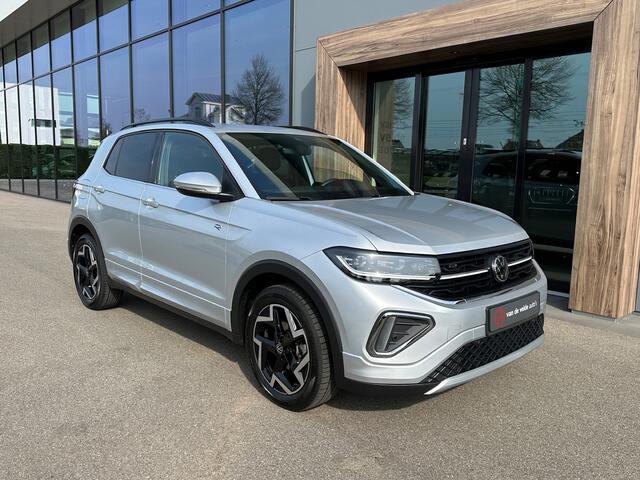Volkswagen T-Cross 1.5 TSI 150pk DSG R-Line | Camera | Trekhaak | Navi | IQ light | Rijklaar incl. garantie