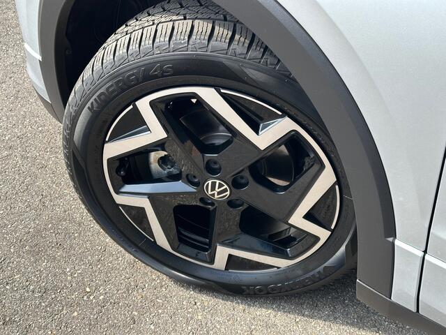 Volkswagen T-Cross 1.5 TSI 150pk DSG R-Line | Camera | Trekhaak | Navi | IQ light | Rijklaar incl. garantie