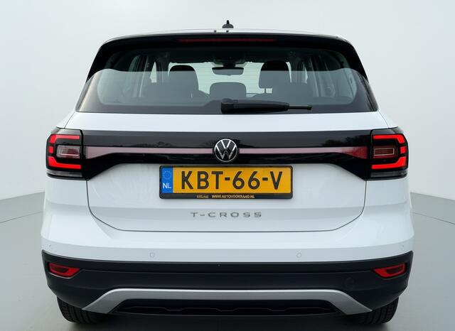 Volkswagen T-Cross 1.0 TSI 110PK LIFE CARPLAY/PDC/NAVIGATIE