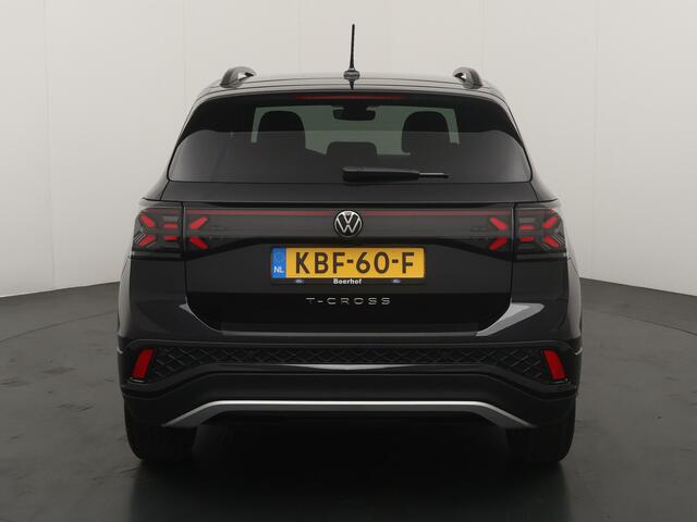 Volkswagen T-Cross 1.5 TSI 150 pk R-Line Edition | Trekhaak | Camera | IQ-LED | Adapt. cruise | Stoelverw. | 4 seiz. banden |