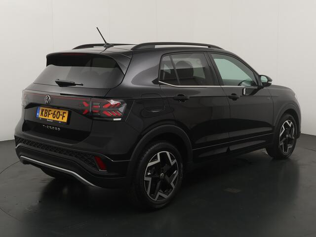 Volkswagen T-Cross 1.5 TSI 150 pk R-Line Edition | Trekhaak | Camera | IQ-LED | Adapt. cruise | Stoelverw. | 4 seiz. banden |