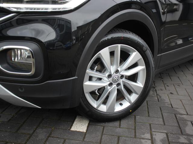 Volkswagen T-Cross 1.0 TSI Carat DSG / Keyless / ACC / Virtual Cockpit, Trekhaak, Blindspot