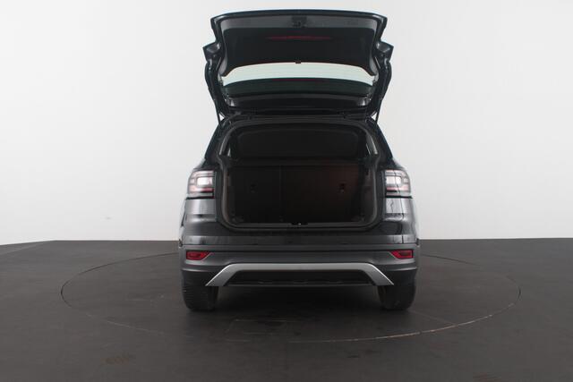 Volkswagen T-Cross 1.0 TSI Life > Achteruitrijcamera/All season banden/Navigatie...