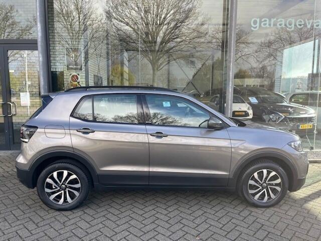 Volkswagen T-Cross 1.0 TSI ACTIVE AUTOMAAT AD CRUISE VITUAL CAMERA