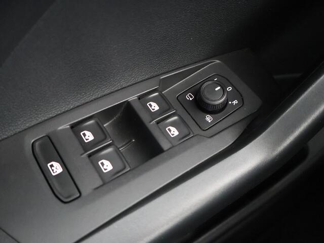 Volkswagen T-Cross 1.0 TSI Life | 95 PK | Adaptive cruise control | Airco | Apple Carplay/Android Auto |