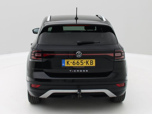 Volkswagen T-Cross 1.5 TSI Style Business R 18inch / Trekhaak/ Leder Aut. 150pk