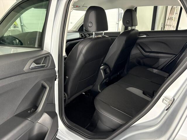 Volkswagen T-Cross 1.0 TSI | TREKHAAK | CARPLAY | ADAP. CRUISE | STOELVERW. |