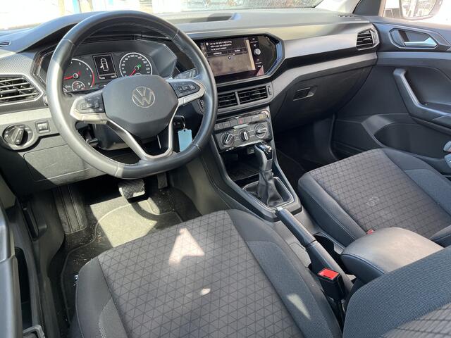Volkswagen T-Cross 1.0 TSI Life / AUTOMAAT/ CRUISE/ NAVI/ APP-CONNECT/ DAB/ PARK. SENSOREN/ AIRCO/ 16"LMV