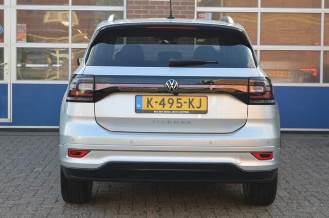 Volkswagen T-Cross 1.0 TSI R-Line | AUT - CAMERA - CARPLAY