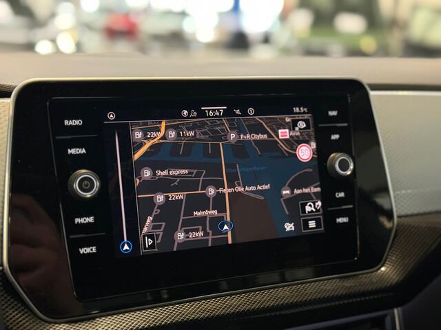 Volkswagen T-Cross TSI Goal Edition 115pk | Trekhaak | Stoelverwarming | All-season banden | Adapt. Cruise |