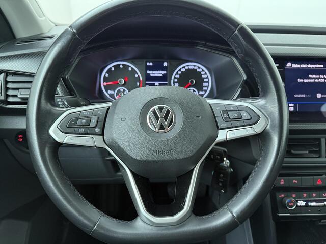 Volkswagen T-Cross 1.0 TSI Life | 95 PK | Achteruitrijcamera | Climate control | Dodehoek detectie | Adaptive Cruise control |