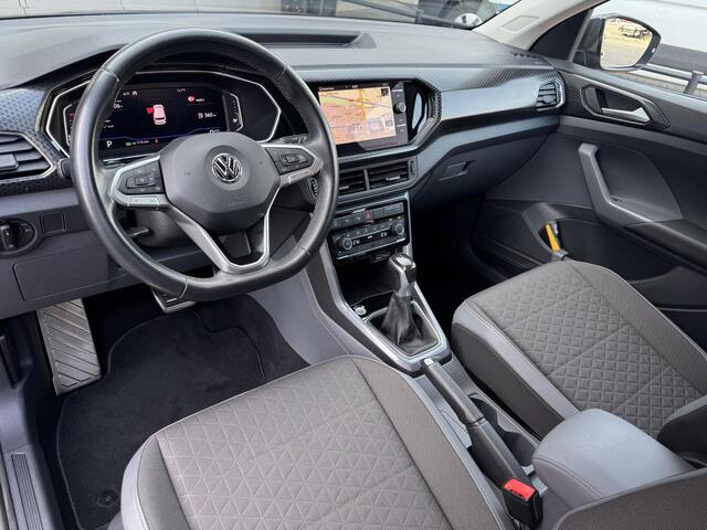 Volkswagen T-Cross 1.0 TSI Style Automaat NL-Auto inc. Trekhaak Afneembaar!
