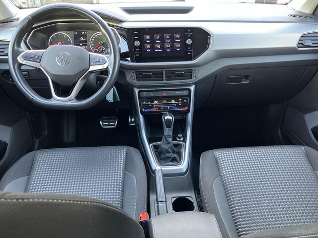 Volkswagen T-Cross 1.0TSI/110PK Life DSG · Apple/Android Car Play · Trekhaak · Camera + Parkeersensoren · Clima ·