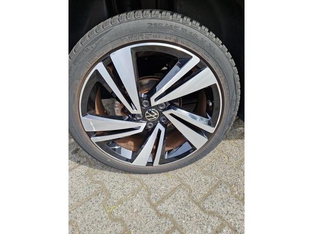 Volkswagen T-Cross 1.0 TSI R-Line nieuwstaat NED. AUTO !!