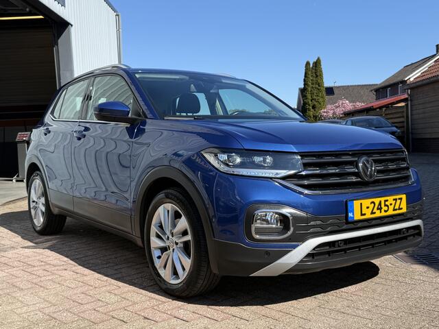 Volkswagen T-Cross 1.0 TSI Style | TREKHAAK | VOL LED | NAVI | PDC | STOELVERW. |