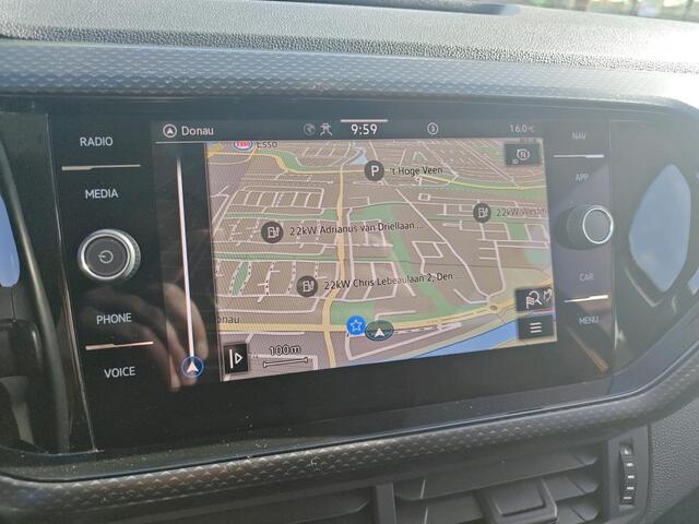 Volkswagen T-Cross 1.0 TSI Life 25.008 km !! / Navigatie / PDC