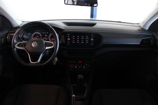 Volkswagen T-Cross 1.0 TSI Life Trekhaak | Carplay | Navi | Bluetooth | Adapt. Cruise | LMV | PDC V+A