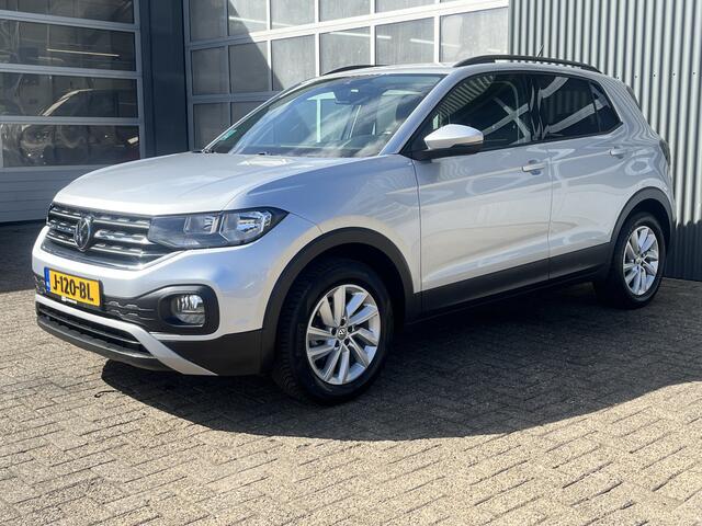 Volkswagen T-Cross 1.0 TSI Life DSG Airco Trekhaak cruise controle Digitaal display Apple carplay Navigatiesysteem Achterruitrij camera Stuurwielbediening