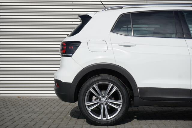 Volkswagen T-Cross 116PK Style Automaat | ADAPTIVE CRUISE | CAMERA | WINTERPACK